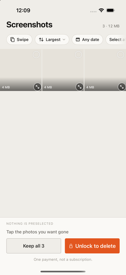 Balso review grid with no photos selected and keep or unlock-to-delete actions